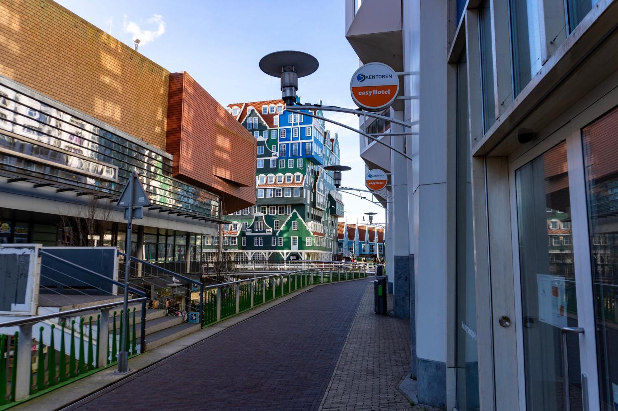 Easyhotel Amsterdam Zaandam Bagian luar foto