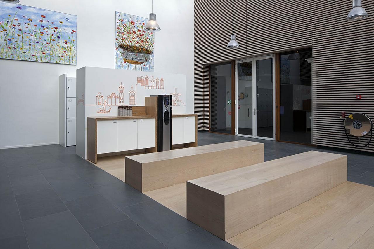 Easyhotel Amsterdam Zaandam Bagian luar foto
