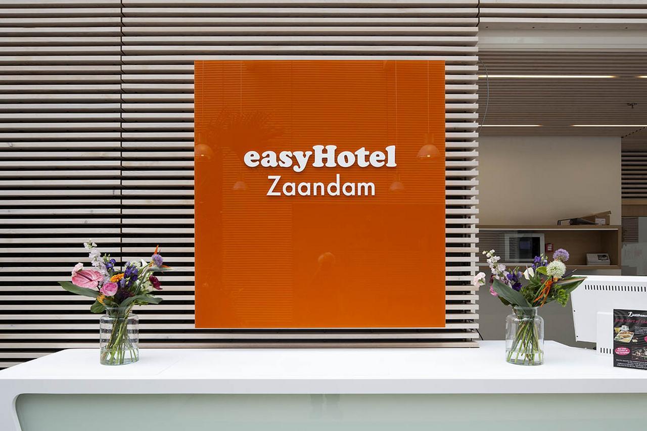 Easyhotel Amsterdam Zaandam Bagian luar foto