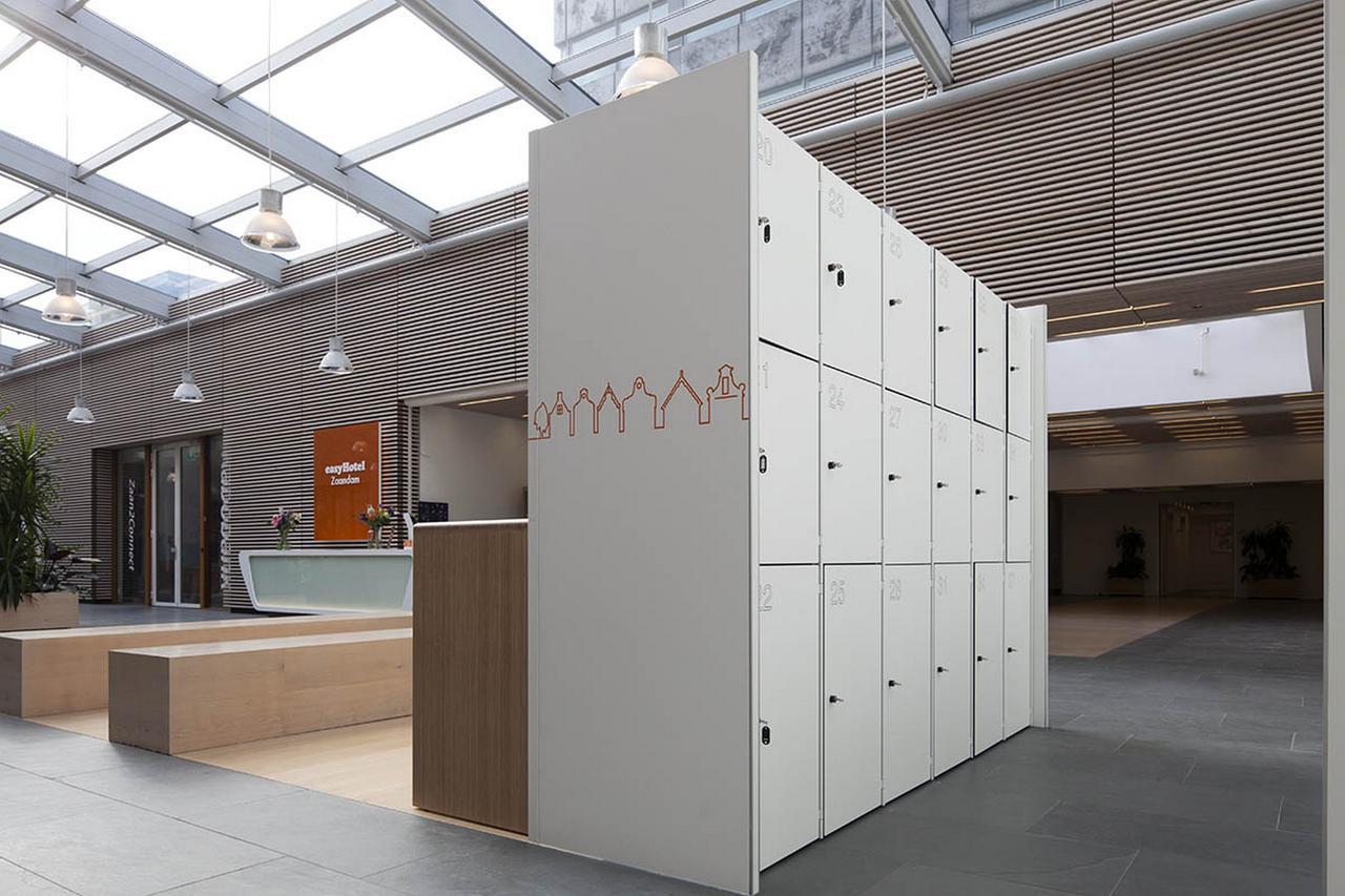 Easyhotel Amsterdam Zaandam Bagian luar foto