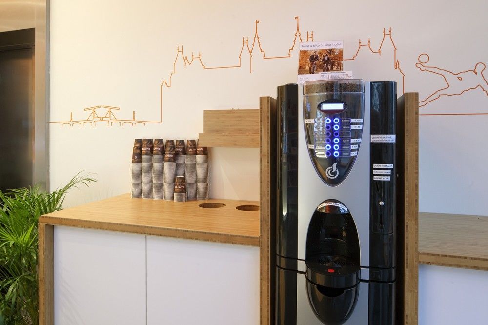 Easyhotel Amsterdam Zaandam Bagian luar foto