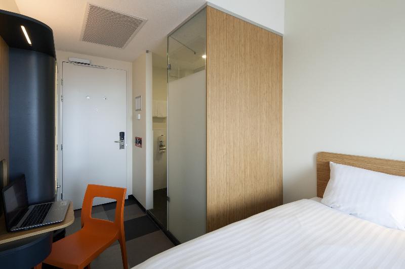 Easyhotel Amsterdam Zaandam Bagian luar foto