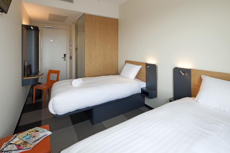 Easyhotel Amsterdam Zaandam Bagian luar foto